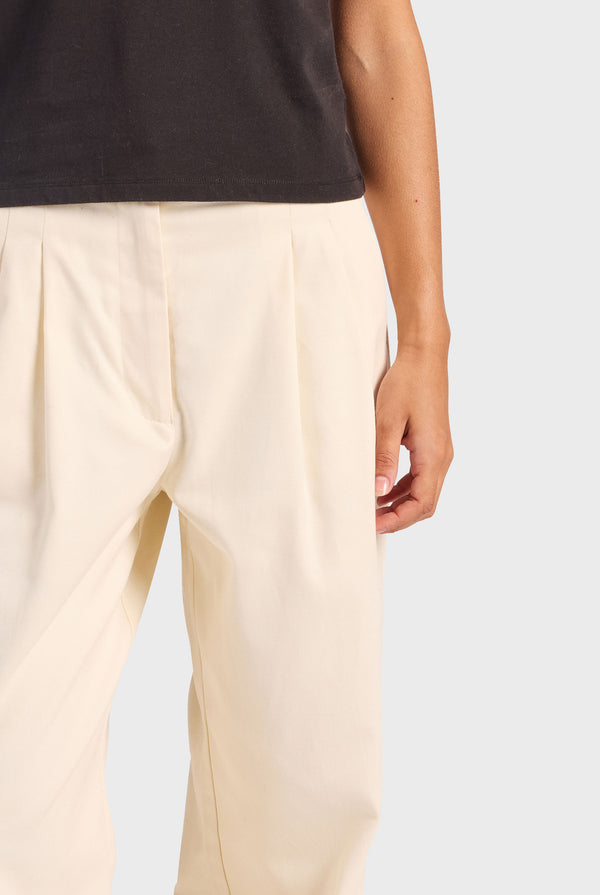 Monroe Pleated Pant